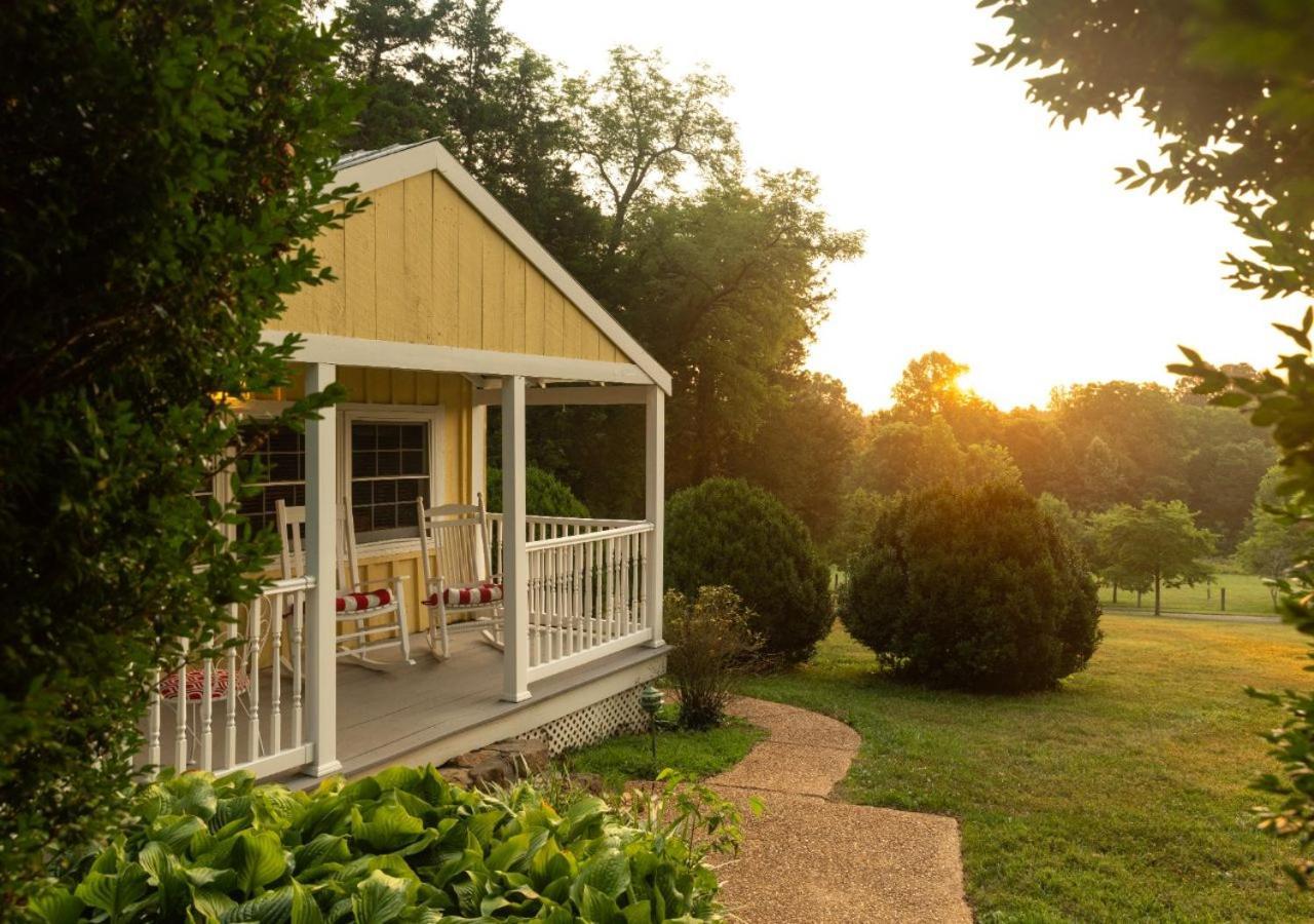 Prospect Hill Inn & Restaurant Zion Crossroads Exterior photo